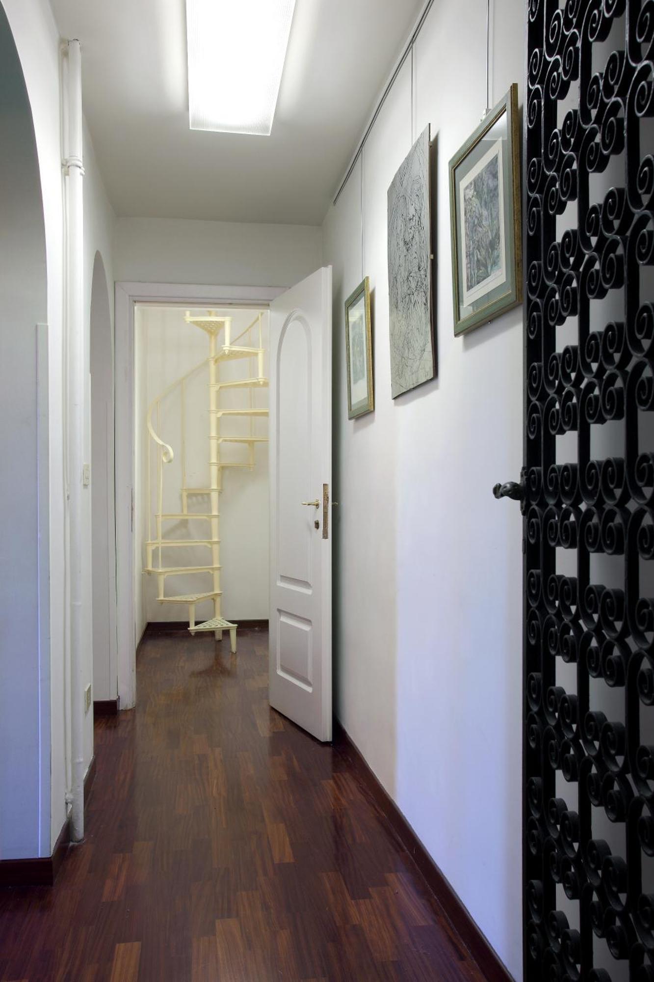 Appartamento D'Epoca Colosseo Art Gallery โรม ภายนอก รูปภาพ